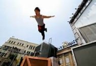 2013 03 疯狂的parkour