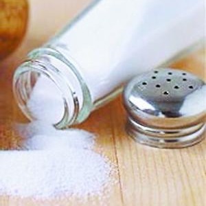 بەدەندە تۇز كەملەپ كېتىشنىڭ سالامەتلىككە كۆرسىتىدىغان تەسىرى