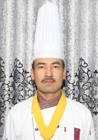 ئاشپەز ئىبرايىمجان نەمەت ئۇستامنىڭ تەرجىماھالى