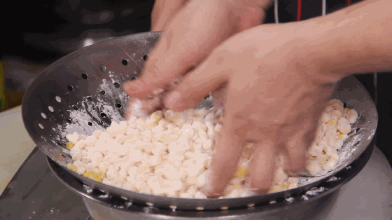 kunak_clip.gif