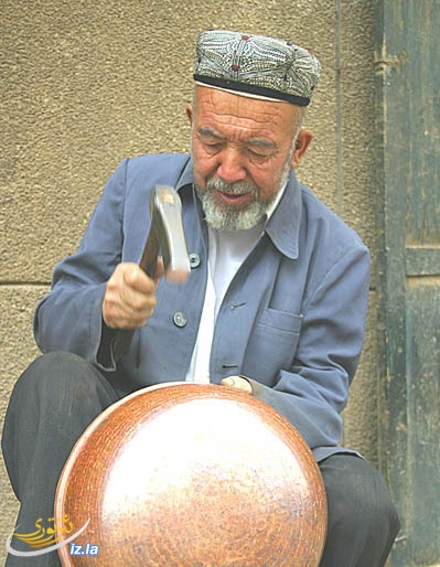 قەشقەرنىڭ قول ھۈنەرۋەنچىلىكى