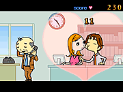 ئىشخانىدا سۆيۈۋېلىش