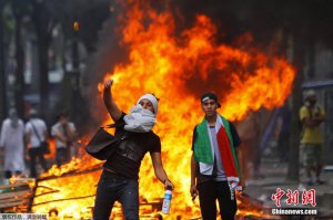 فىرانسىيەنىڭ كۆپ قىسىم جايلىرىدا ئىسرائىلىيەگە قارشى نامايىش قوزغالدى