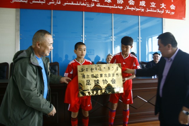2013.5.1日，五一坚守在一线 327.jpg