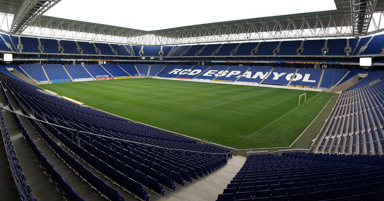 1280px-EstadioRCDE_Pano.jpg