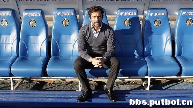 Quique Flores.jpg