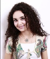 ېەڭ يېڭۈ رەسۈملۈك خەۋەر:تالانتلۈق رۈياسەتچۈ—نازۈگۈل تۇرسۇن ھەققۈدە