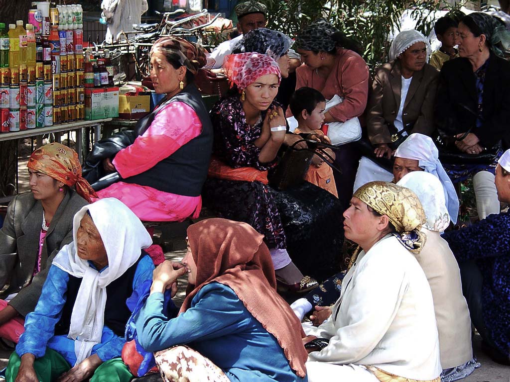 ئەڭ يېڭى رەسىملىك خەۋەر:ئۇيغۇرلارنىڭ قانداق قائىدە – يوسۇنلىرى بار؟