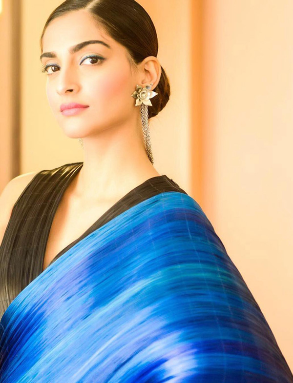 For press interviews! @lorealmakeup @icannesbylorealparis MUA @namratasoni @lorealhair in @rimzimdaduofficial styled by @rheakapoor