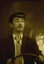 بۇنى چېكىپ كۆرۈڭ
